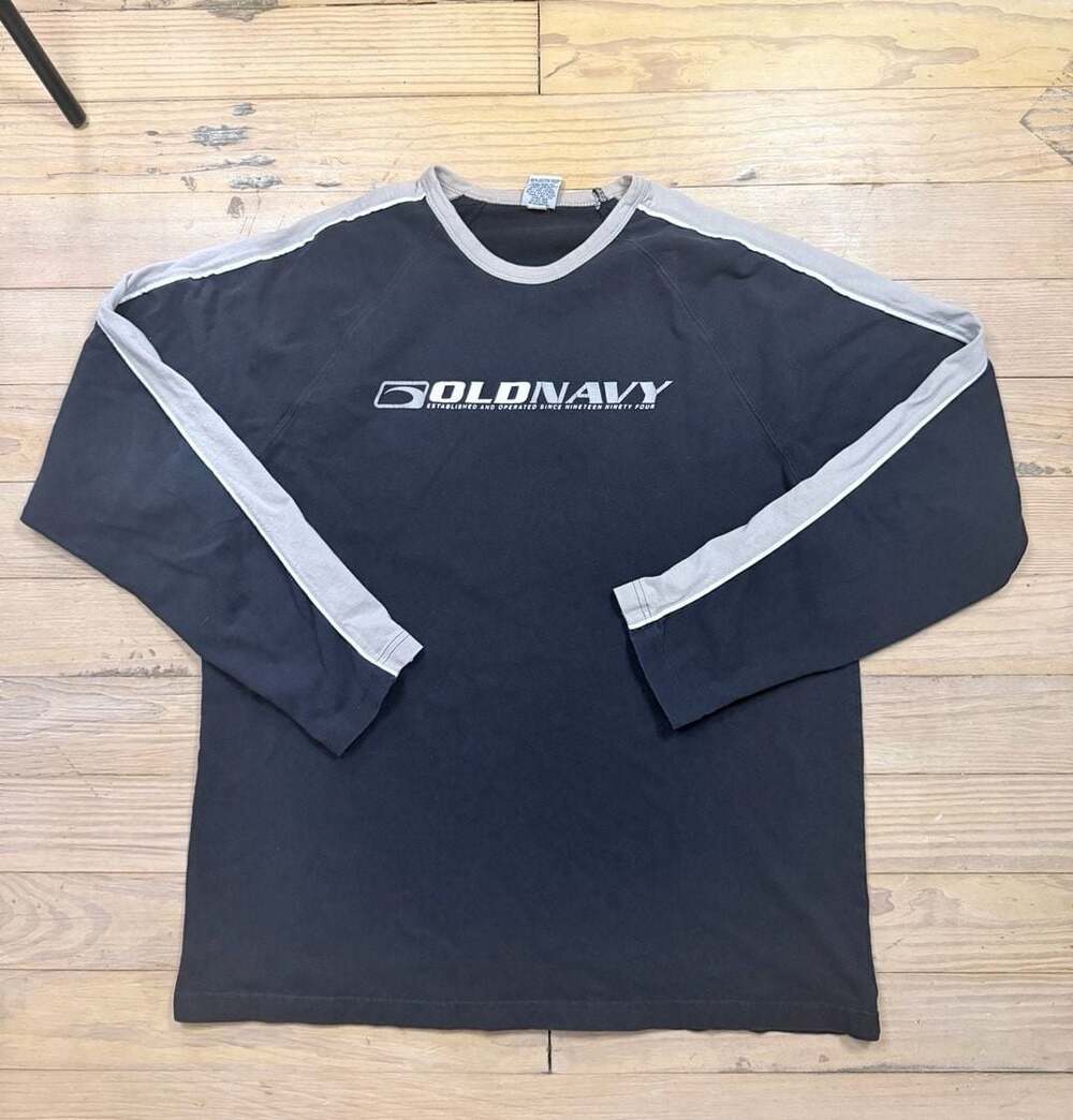Vintage Old Navy Logo Long Sleeve T-Shirt Size L Black Gray 1994